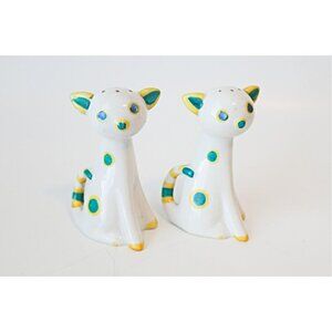 Vintage Cats Couple Salt and Pepper Shakers Spotted Kitchen Cats Artsy Home Deco